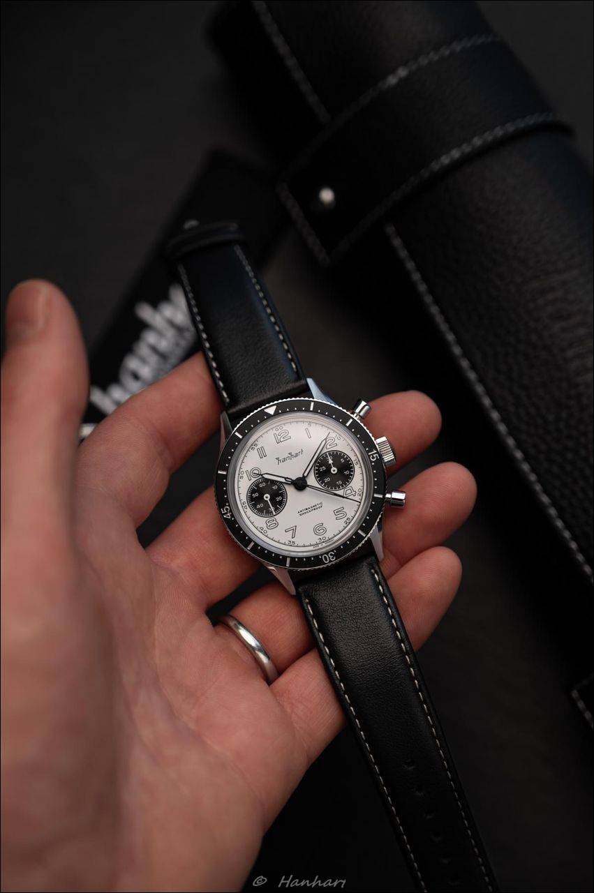 Retro-Ikonen neu aufgelegt: Die Hanhart 415 ES Panda & Reverse Panda
