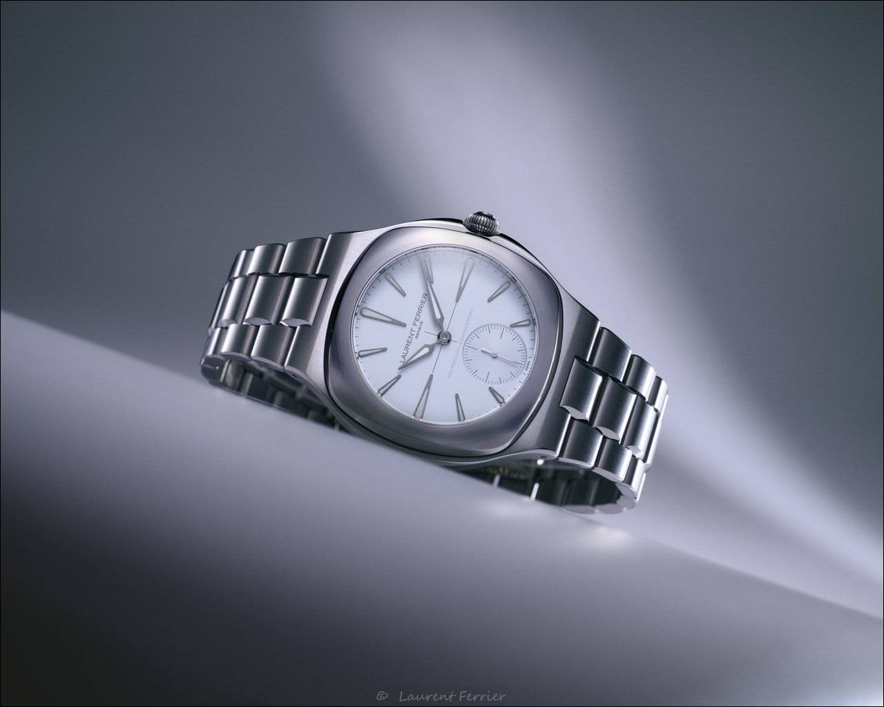 Laurent Ferrier Grand Sport Tourbillon Iceberg: Haute Horlogerie in Titan